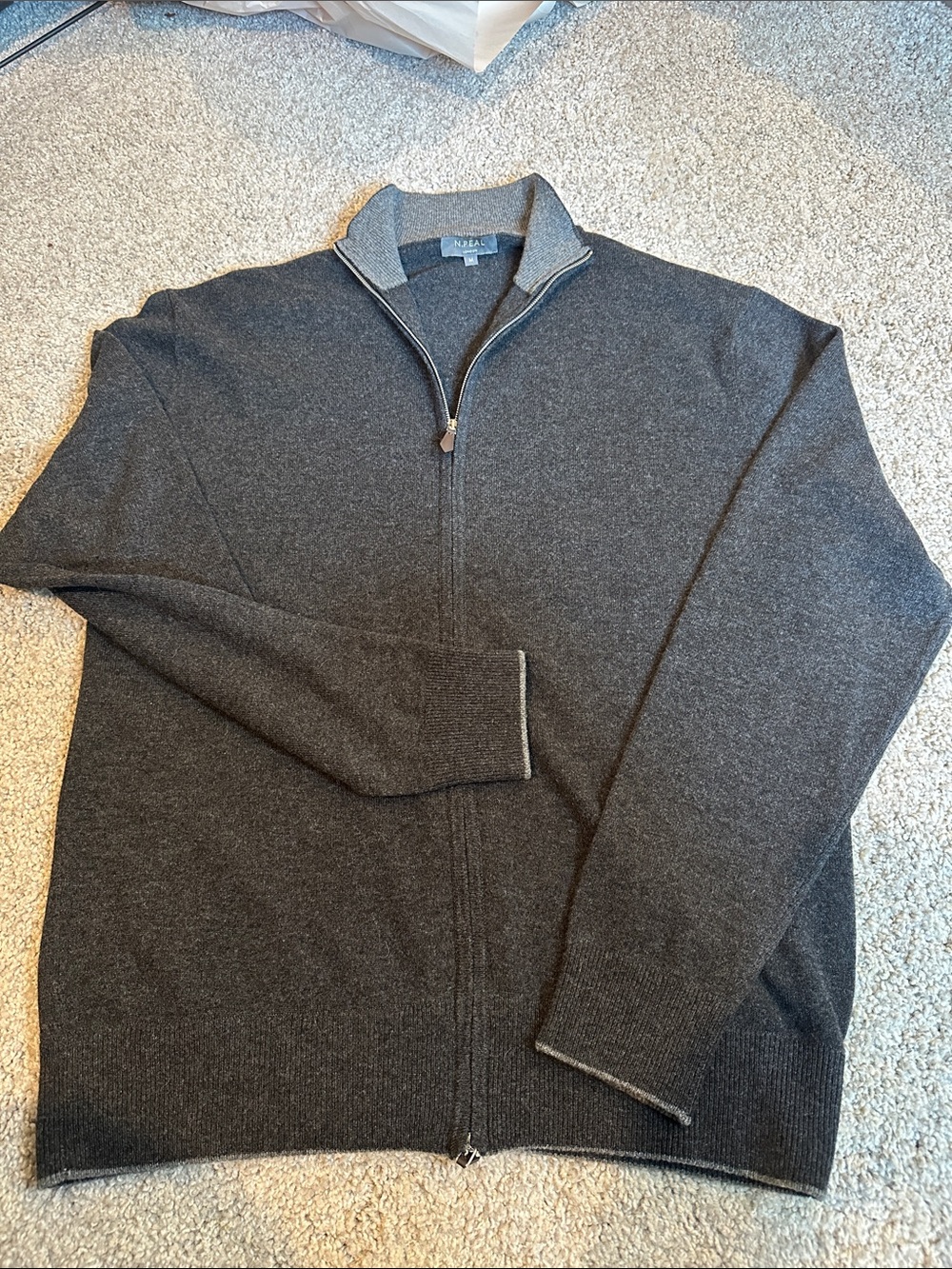 N. Peal Men's Full-Zip Knit Cashmere Jumper in Charcoal - Picture 3 of 9